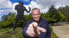 C�ndido Pazos, autor da impo�ente escultura do V�kner