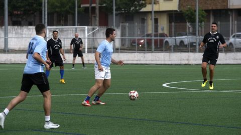 El concejal de Quiroga Luis Manuel Arias, en un lance del partido