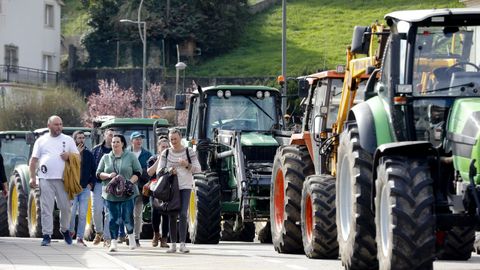 Parada en San Caetano, ante la Xunta 