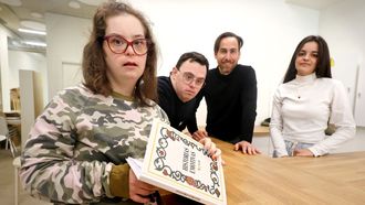 Berta y Diego junto a los t�cnicos de Down Vigo, Erick Alexander Corrente y Patricia Molanes . �scar v�zquez