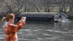 La compuerta apareci� tres kil�metros r�o abajo, a la altura de Barxela en Pet�n