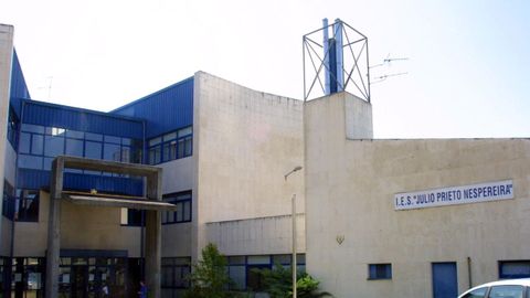 Fachada del IES Julio Prieto Nespereira en Ourense