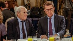 Feijoo, con el expresidente de la Generalitat de Catalu�a, Jos� Montilla
