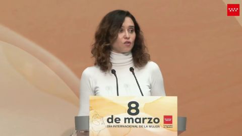 Ayuso se pregunta por qu� no se celebra un �D�a del hombre�