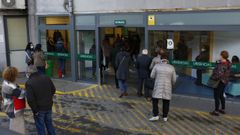 Entrada del servicio de urgencias del hospital Montecelo, en Pontevedra, esta martes por la tarde