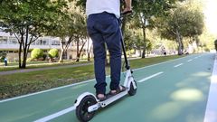 Imagen de archivo de un patinete el�ctrico similar al que supuestamente caus� el incendio en una vivienda de Barro