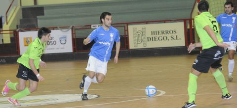A Estrada Futsal derrot� con autoridad ayer al l�der A Pontenova. 