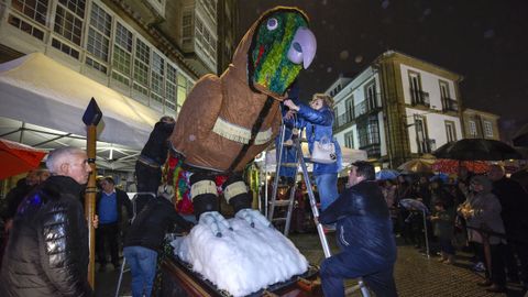 Ravachol se puso el traje tradicional del pueblo ind�gena de Groenlandia