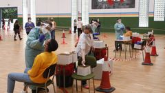 Cribado en el polideportivo de Mos, cuyo instituto registra 33 casos activos de coronavirus