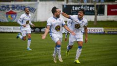 �Mira aqu� las im�genes del derbi barbanzano de Preferente entre el Boiro y el Puebla!