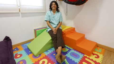La enfermera especialista en pediatr&iacute;a Marta V&aacute;zquez, que impulsa un proyecto en Pontevedra para apoyar a las familias con el sue&ntilde;o de sus beb&eacute;s y otras cuestiones