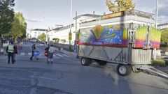 En la tarde de este domingo comenz� la instalaci�n de atracciones en Garc�a Portela y Rodr�guez Mourelo