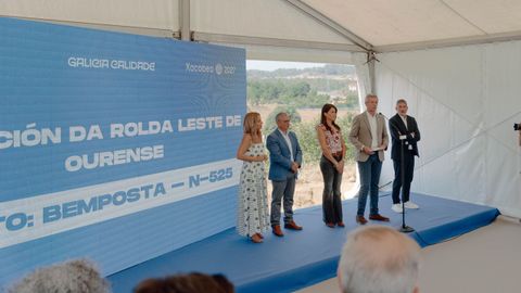 Marta N�voa, Luis Menor, Isabel Mart�nez, Alfonso Rueda y An�bal Pereira en el acto de presentaci�n de la licitaci�n de la Ronda Este en Benposta