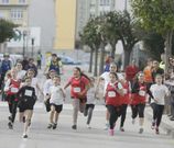 Los m�s de 200 participantes que tomaron parte en la carrera organizada por el colegio Mart�nez Otero compitieron repartidos por categor�as. 