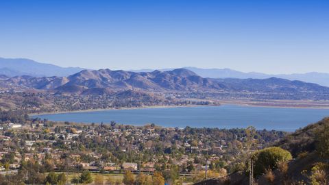 Sedimentos del lago Elsinore revelan que hubo grandes incendios.