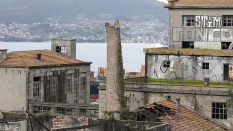 Restos de la chimenea de La Panificadora 