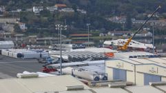 Estiba de palas e�licas en el puerto interior de Ferrol