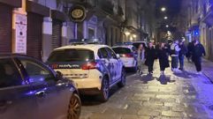 Imagen de archivo del dispositivo de vigilancia del ocio nocturno realizado por la Polic�a Local de Ferrol en la calle Magdalena