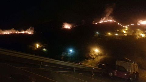 Uno de los fuegos registrados la pasada noche en Asturias
