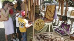 Feria de artesan&iacute;a en Cedeira, en una fotograf&iacute;a de archivo
