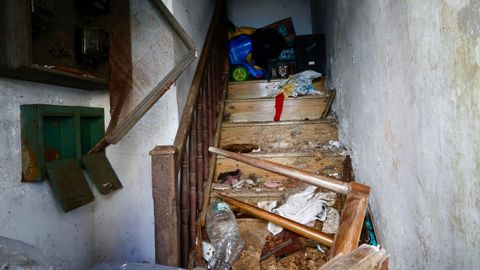 Las escaleras que se pueden ver desde el portal 106 de la carretera de Castilla