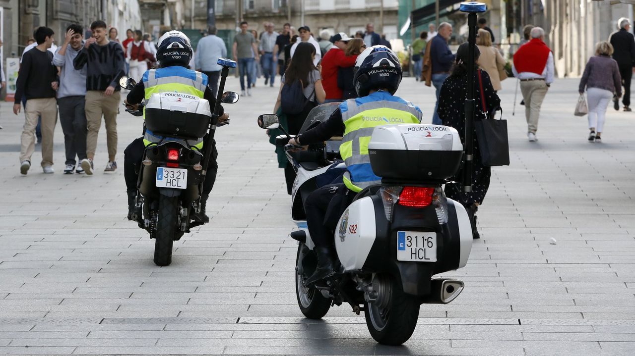 Detenido por pegar a su esposa porque ella lo mandó a dormir al sofá en Vigo
