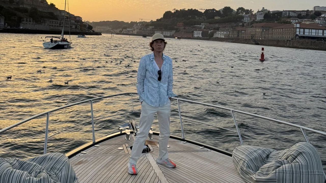 Mick Jagger, de vacaciones a una hora de Galicia