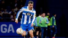 Ximo Navarro, durante un partido con el D�por en la presente temporada.