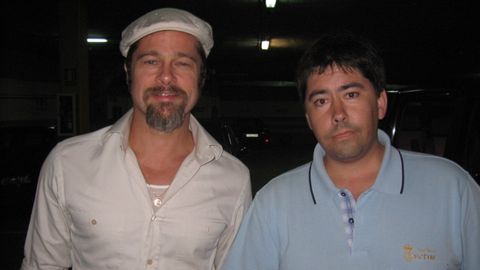 El ovetense Ander Azcrate, junto con el actor estadounidense Brad Pitt