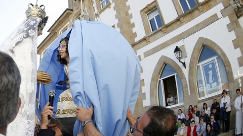 SEMANA SANTA,PROCESION Y REPRESENTACION DE LA ANUNCIACION DE LA PALOMITA EN MUROS