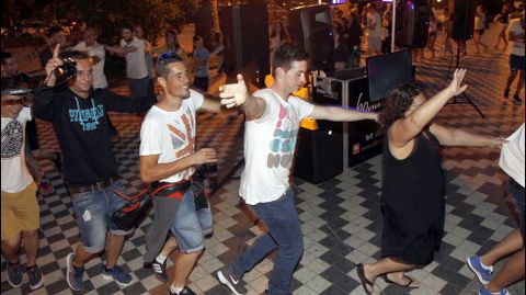 CLUB DE F�TBOL NOIA CELEBRA EL ASCENSO A TERCERA DIVISI�N 