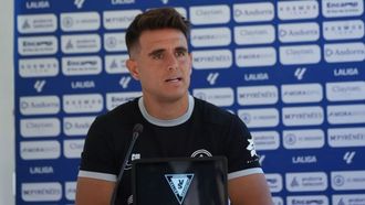El entrenador del Andorra, rival del Celta Fortuna, Carles Manso.