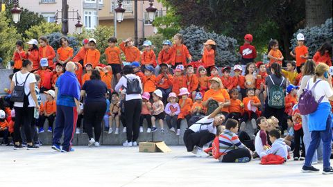 En la caminata participaron cerca de 2.000 personas, entre alumnos, profesores y voluntarios