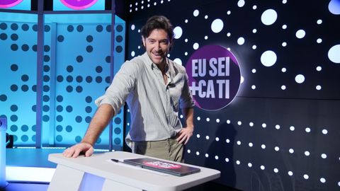 Fran Nogueira  o presentador do programa, que esta noite emite o nmero 35 da sa historia.