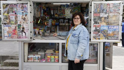 El quiosco de Manuela, en la esquina de Pizarro con Padre Feijoo, es de los pocos que quedan en Vigo a pie de calle. 