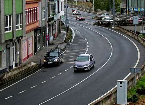 <span lang= es-es >Calibrado y a punto</span>. El radar de A Pasaxe fue calibrado esta semana y empezar a funcionar en los prximos das.