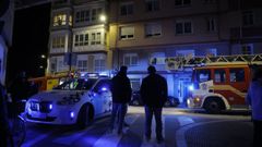 Imagen de archivo de una intervenci�n de los bomberos en la calle San Jorge el pasado mes de octubre