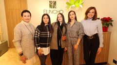 Inauguraci�n del nuevo local del herbolario Fiuncho, en Boiro