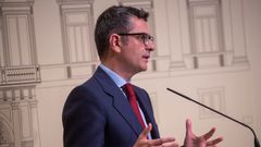 F�lix Bola�os, ministro de la presidencia, comparece por el esc�ndalo del supuesto espionaje a l�deres independentistas catalanes
