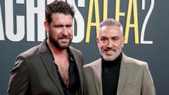 Kiko Hern�ndez junto a su marido, Fran Ant�n, durante la presentaci�n de la segunda temporada de �Machos Alfa�