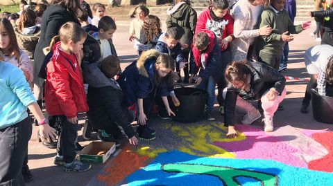 Paz Ourense.Acto por el Da de la Paz en el CPI de Ribadavia