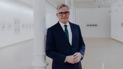 El traumat�logo deportivo Manuel Leyes, en una conferencia en Ourense