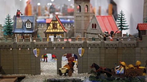 A mostra consta de cinco dioramas con distintas recreacins