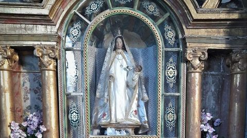 Capilla de Nuestra Señora del Rosario, hoy en la iglesia parroquial de Sindrán