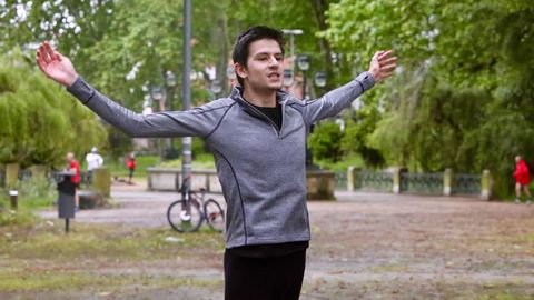 Gente haciendo deporte a primera hora de esta ma�ana en Vigo