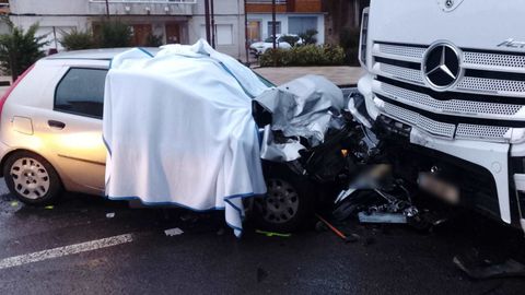 El veh�culo impact� contra un cami�n que estaba estacionado