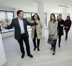 Representantes de las diversas administraciones en la visita de ayer.