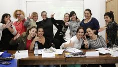 Imagen de archivo de uno de los cursos oficiales de formaci�n de cuidadoras en Ourense. 