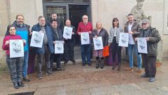 La presentaci�n. En la imagen: El alcalde, Claudio Garrido; la concejala Geni Valc�rcel; el concejal F�lix Seijas; Paloma V�zquez, jefa de Turismo; Pepe, del restaurante Roma; Manolo Quintero; Ram�n �lvarez; Juan Luis L�pez D�az; Carmen Jos� L�pez, portavoz del PP; Iv�n Rodr�guez, y �scar Moreno. <br />�<br />