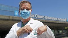 �Sabemos c�mo se puede reducir el covid, eso es lo importante�, dice Pedro Rascado, jefe de la uci del CHUS
